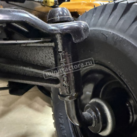 Садовый трактор Cub Cadet XT2 CC1023 25HP