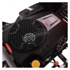Садовый трактор EVOline TRG 98 M
