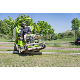 Садовый райдер Grillo FD 13.09 4WD с декой 132 см