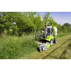 Садовый райдер Grillo FD 13.09 4WD с декой 132 см
