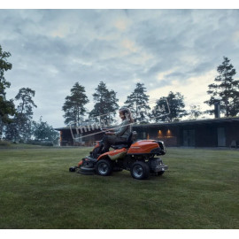Садовый райдер Husqvarna R 216T AWD