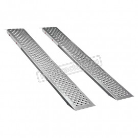 Изогнутая въездная рампа AL-KO (2шт 400 кг длина 1.5 м ширина 214 мм)  Изогнутая въездная рампа AL-KO (2шт 400 кг длина 1.5 м ширина 214 мм)