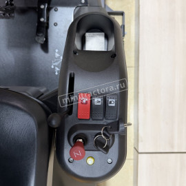 Снегоуборочный райдер Stiga Park 700 WX со снегоотбрасывателем Stiga