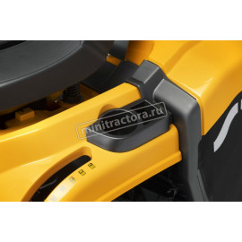 Снегоуборочный трактор Stiga Estate 384 с отвалом